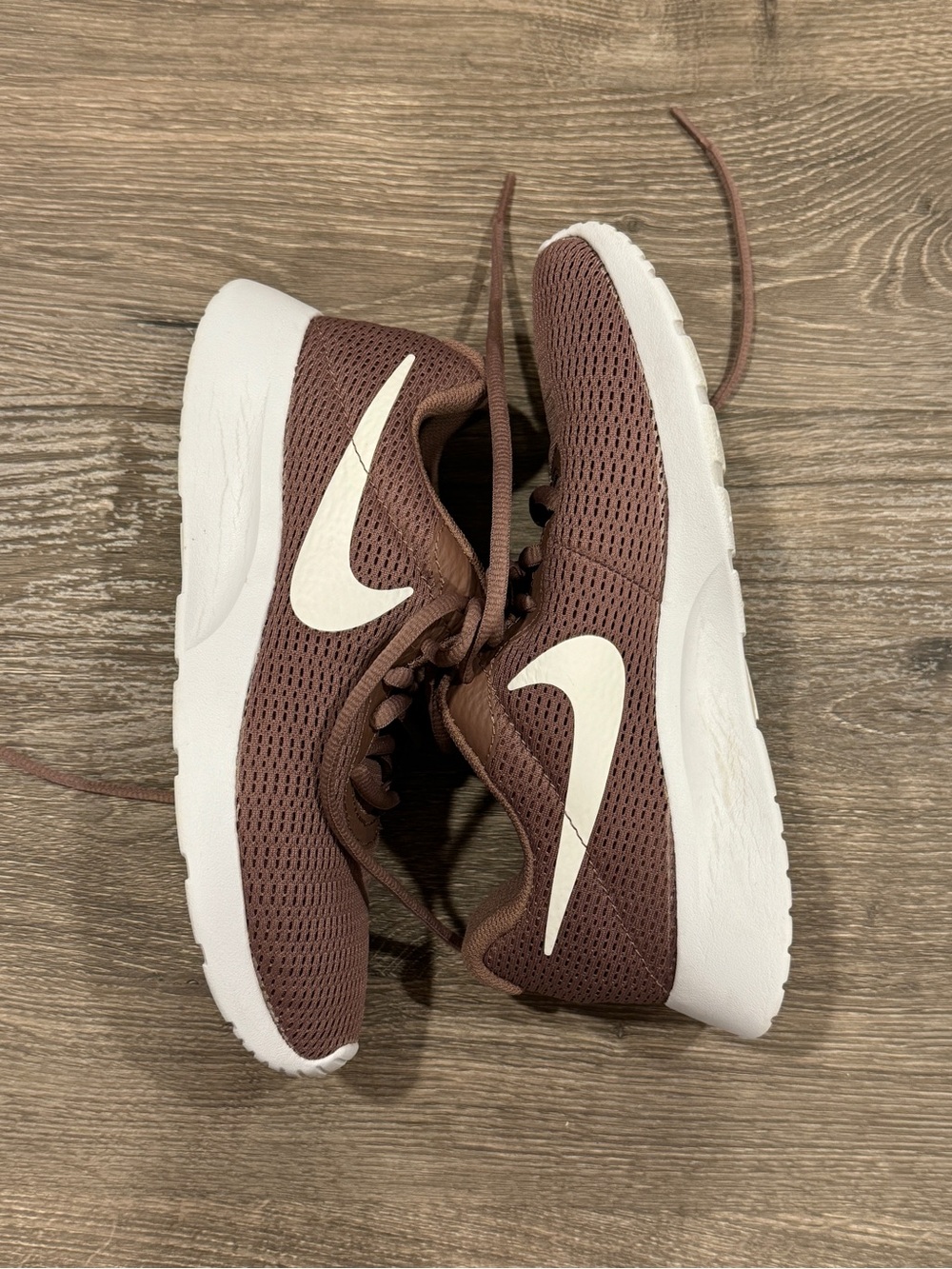 Nike Women’s Running Sneakers - Mauve/Rose Size 6 - Picture 5 of 9